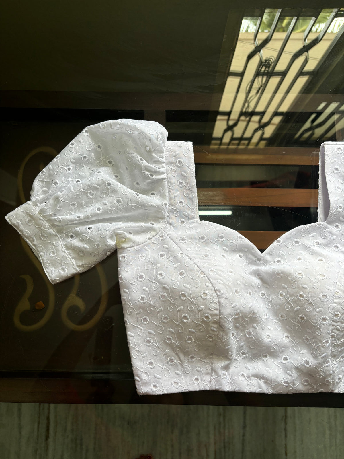 White Hakoba Puff sleeves