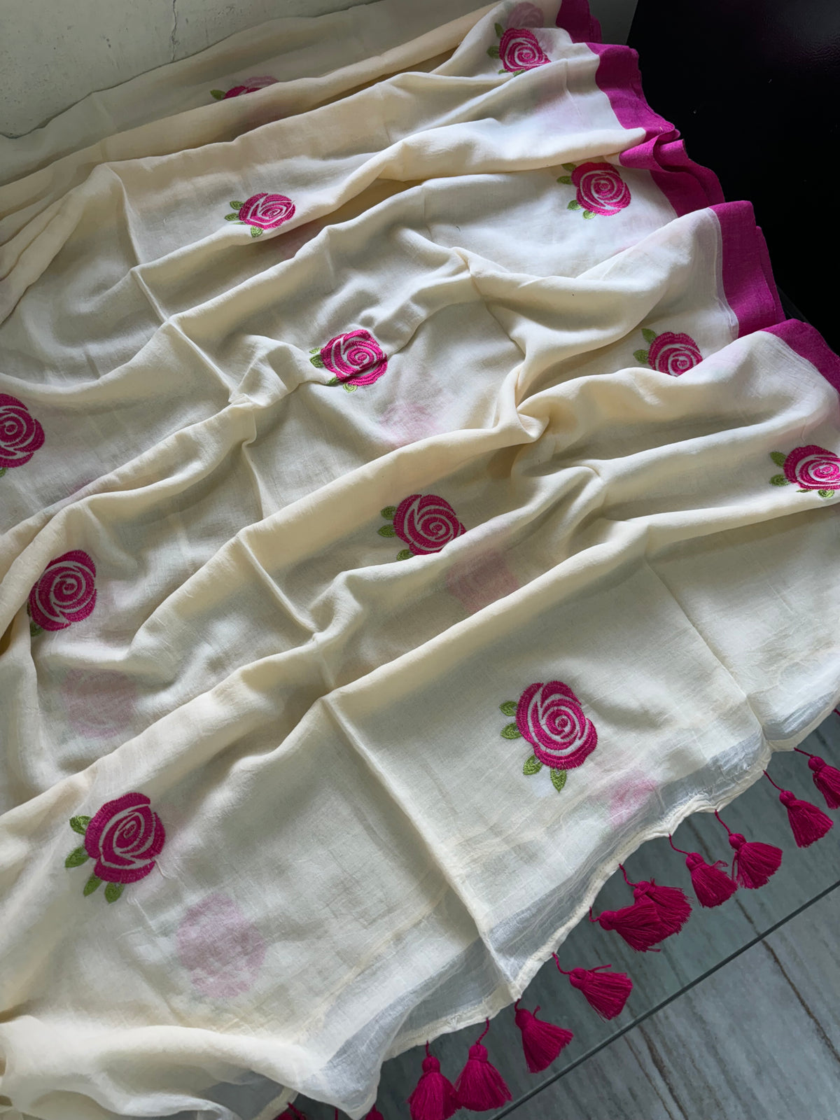 Cream with pink roses