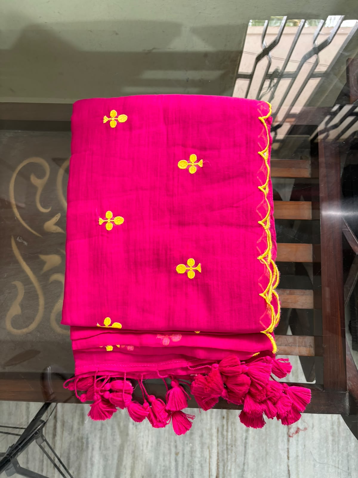 Rani pink with club design