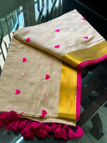Beige with pink hearts