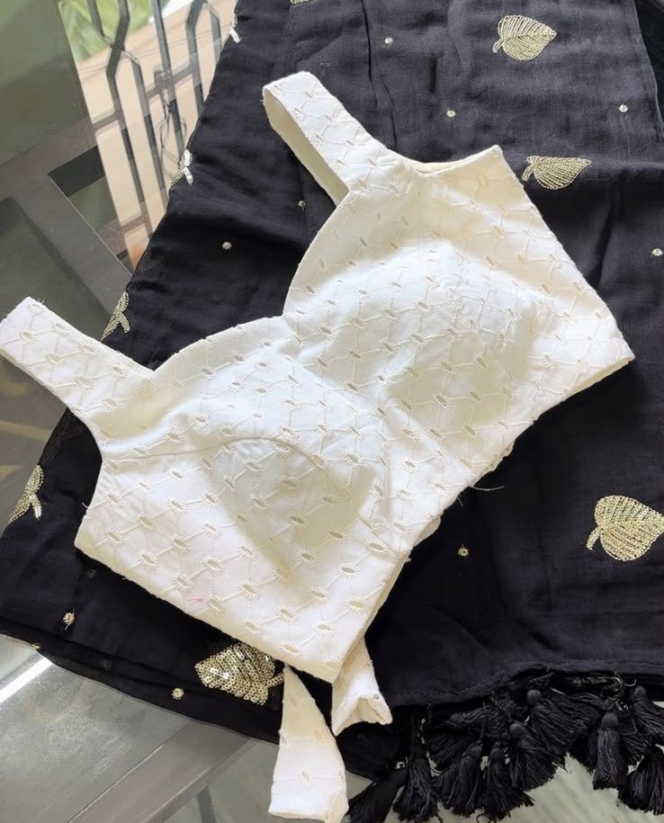 White Hakoba blouse