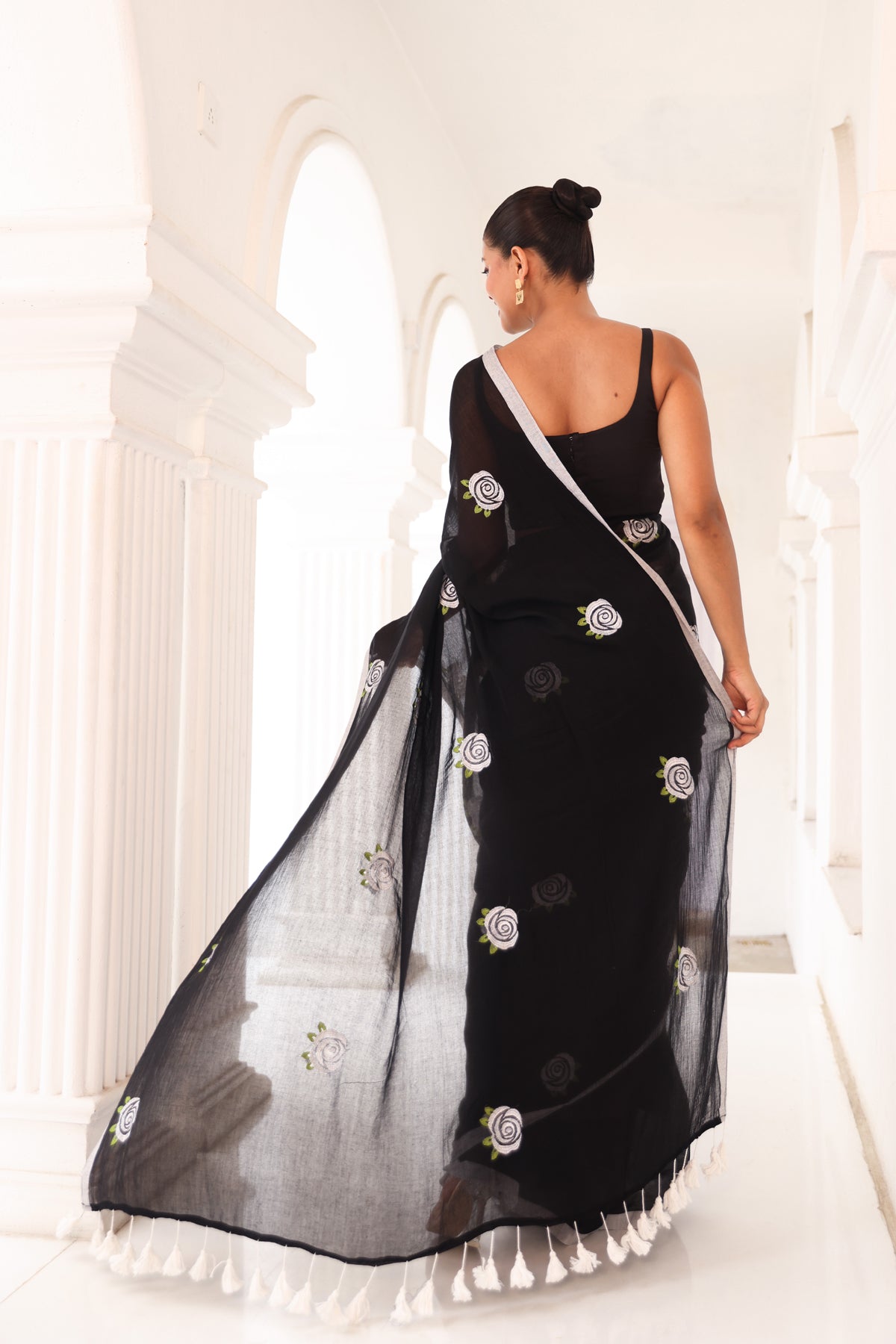 Black with white roses