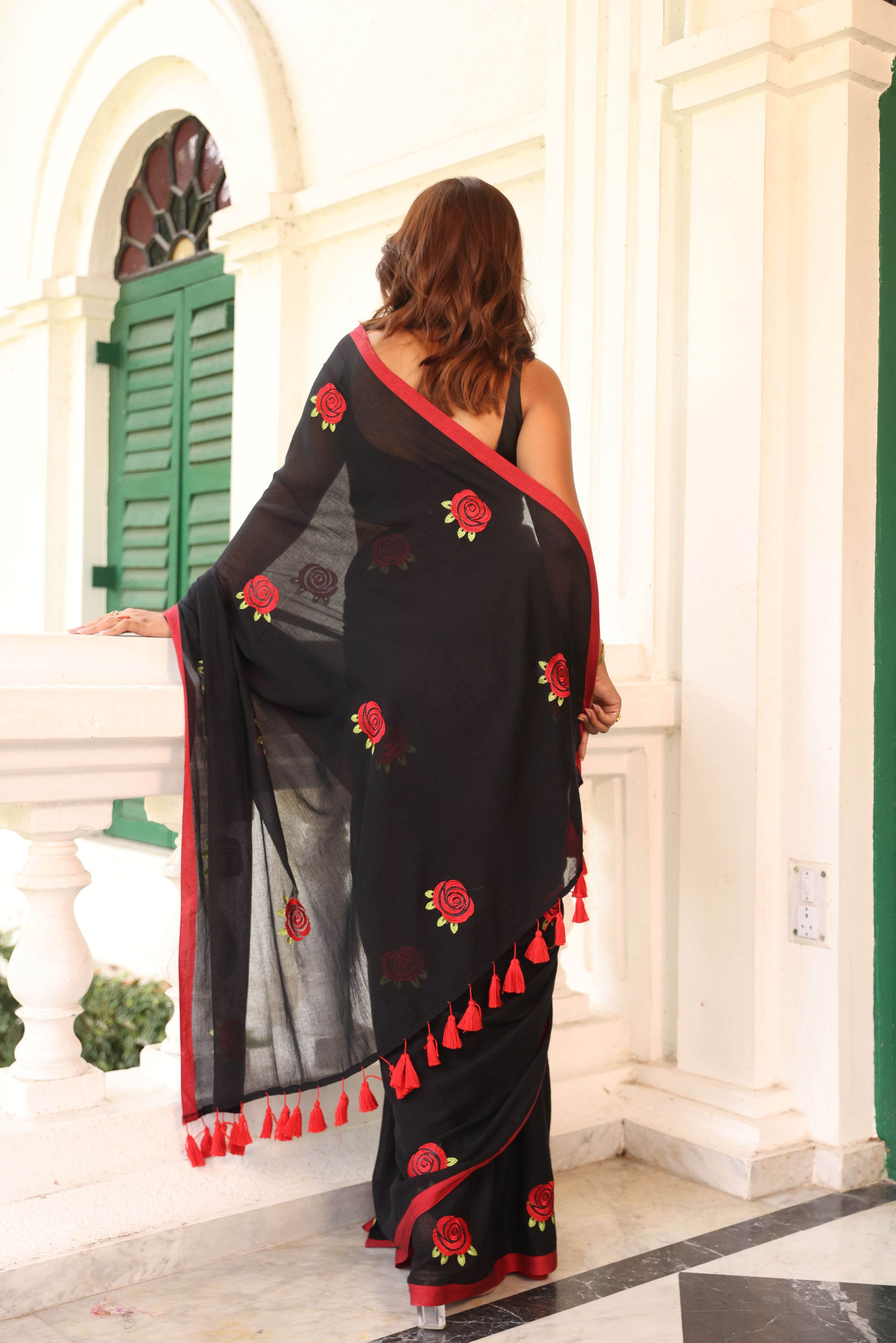 Black with red roses